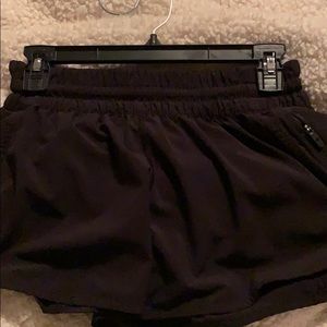 Lululemon tracker shorts 4”